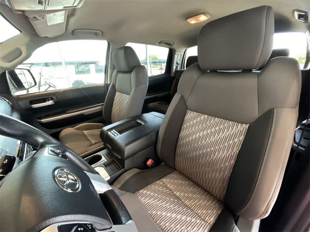 2018 Toyota Tundra SR5 CrewMax 5.5 Bed 5.7L FFV 11