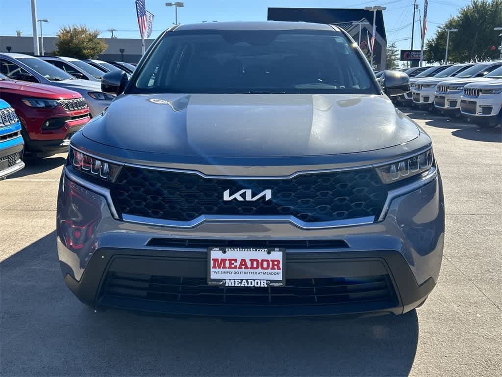 2023 Kia Sorento LX 6