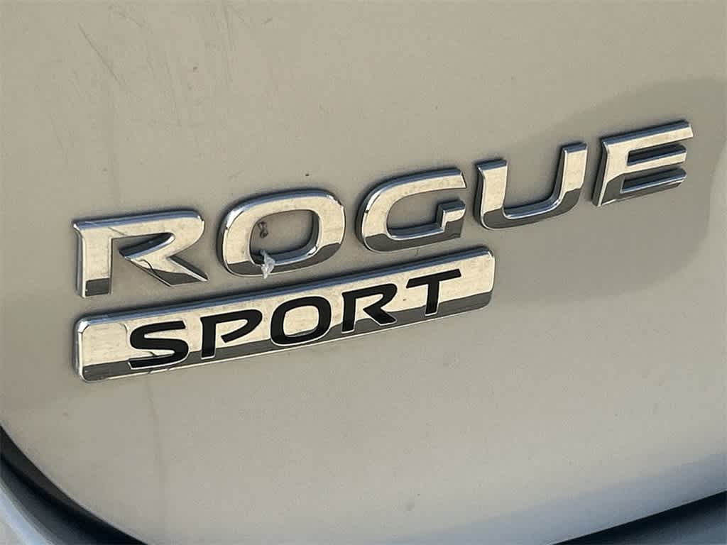 2019 Nissan Rogue Sport S 7