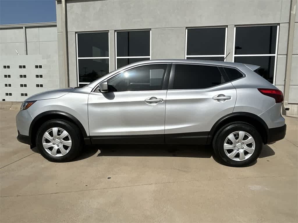 2019 Nissan Rogue Sport S 3