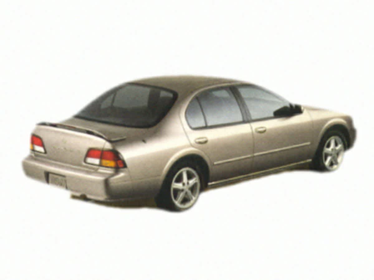 1998 Nissan Maxima  3