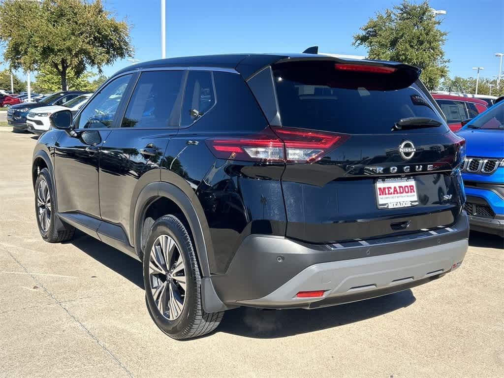 2023 Nissan Rogue SV 4