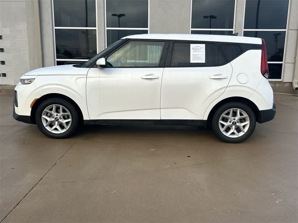 2022 Kia Soul LX 3