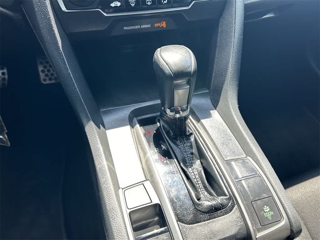 2018 Honda Civic Hatchback Sport 16