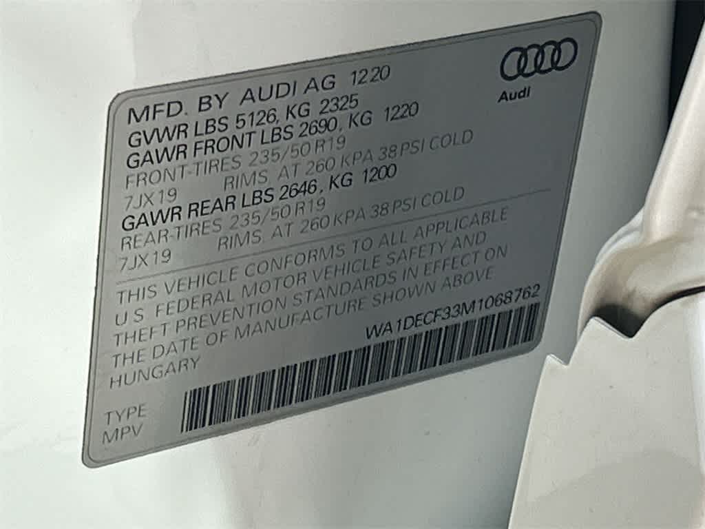 2021 Audi Q3 S line Premium 27