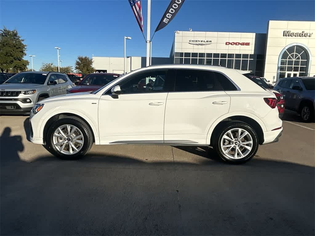 2023 Audi Q3 S line Premium 3