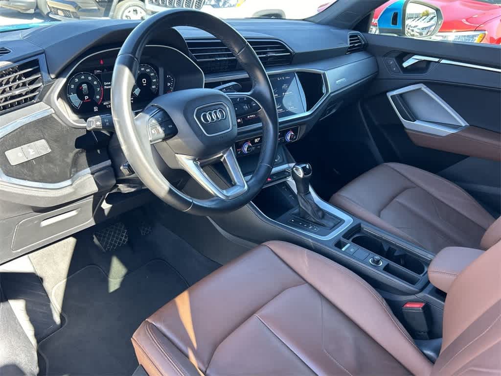 2023 Audi Q3 S line Premium 2