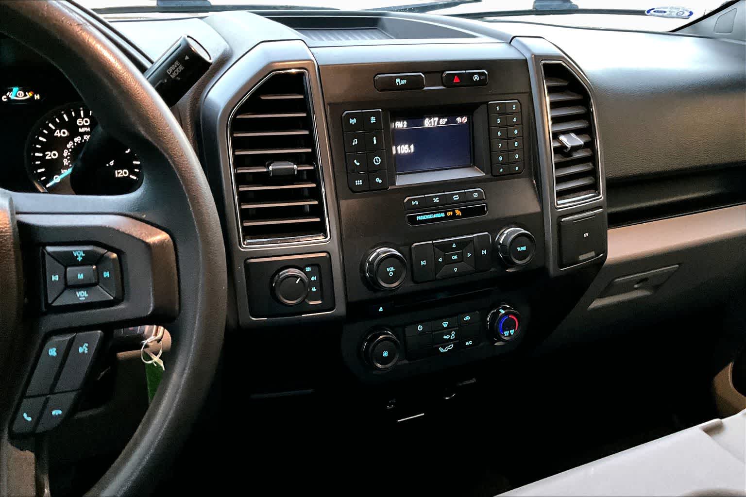 View vehicle photo 6