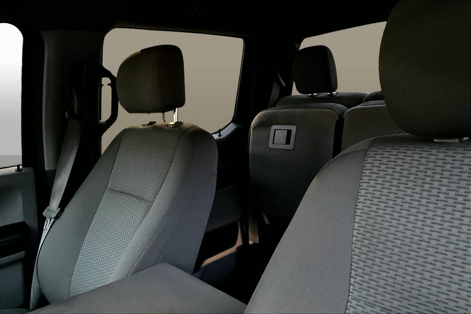 View vehicle photo 7