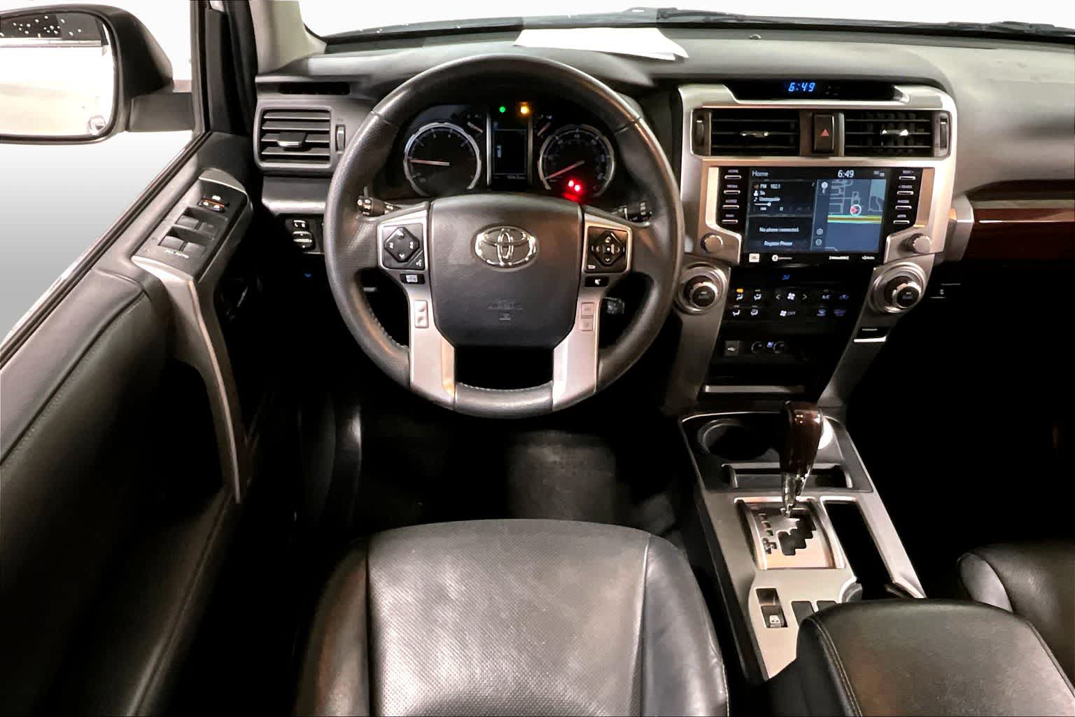 View vehicle photo 6
