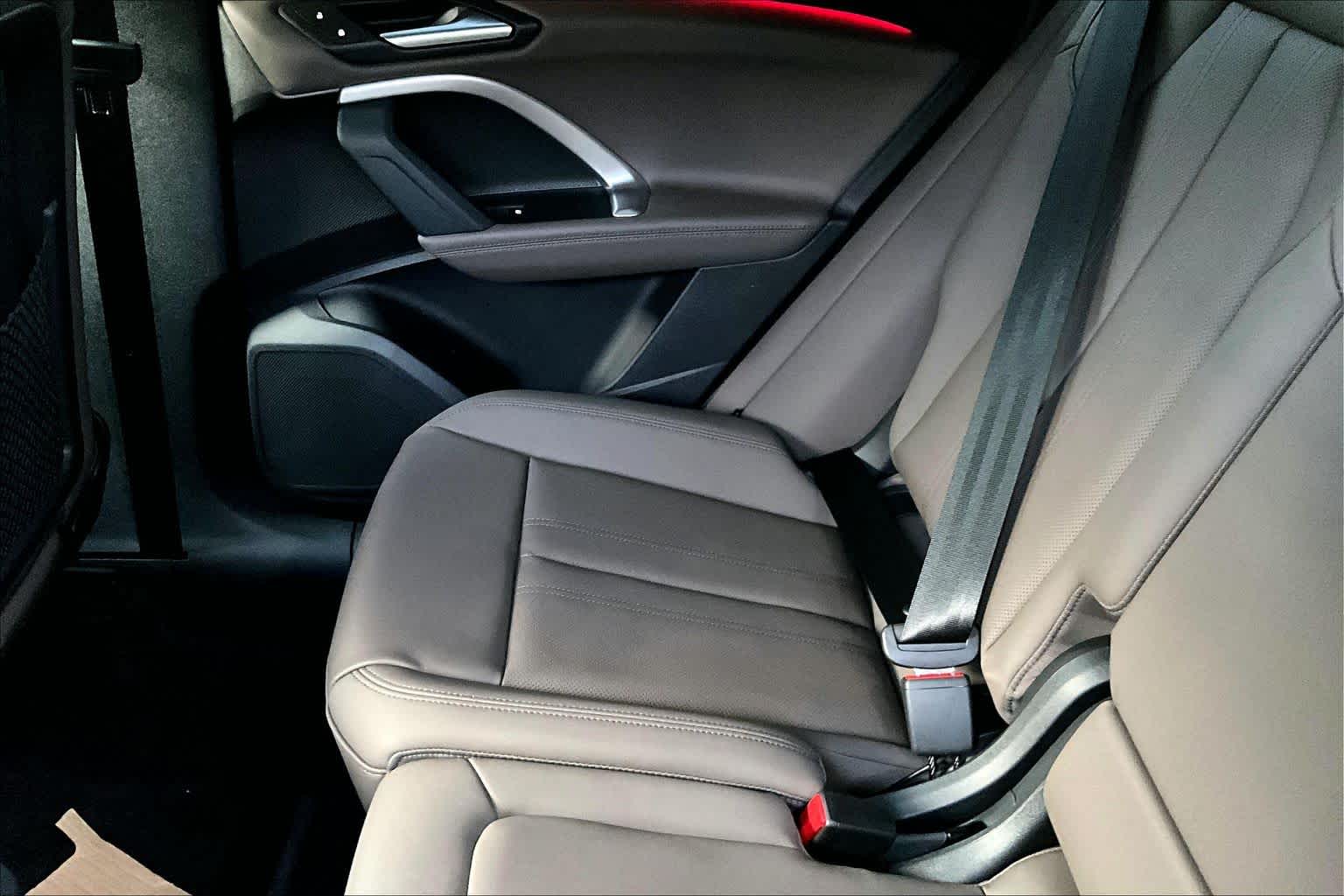 New 2026 Navarra Blue me Audi Premium Plus image 17
