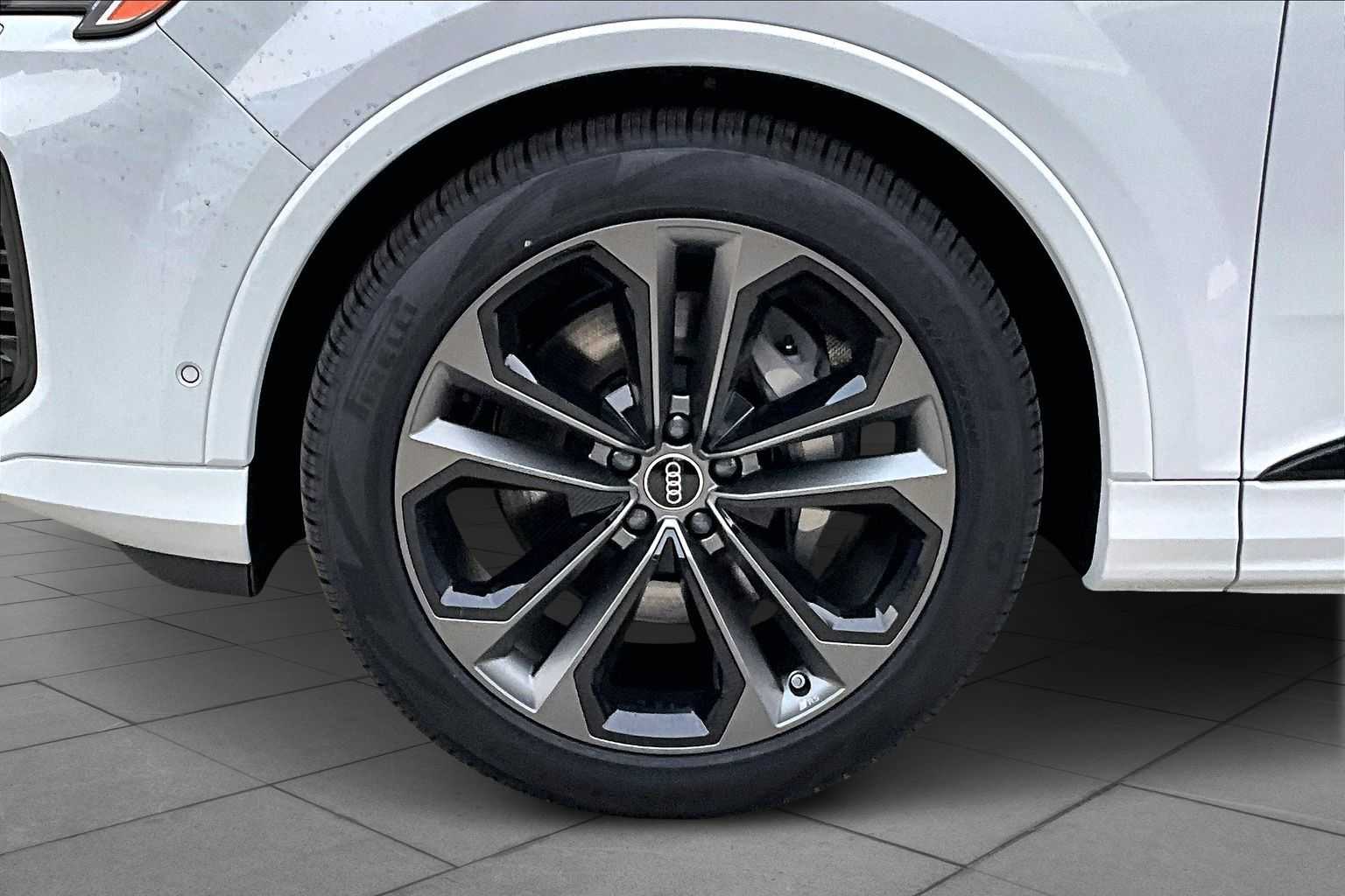 New 2026 Glacier White m Audi Premium Plus image 11