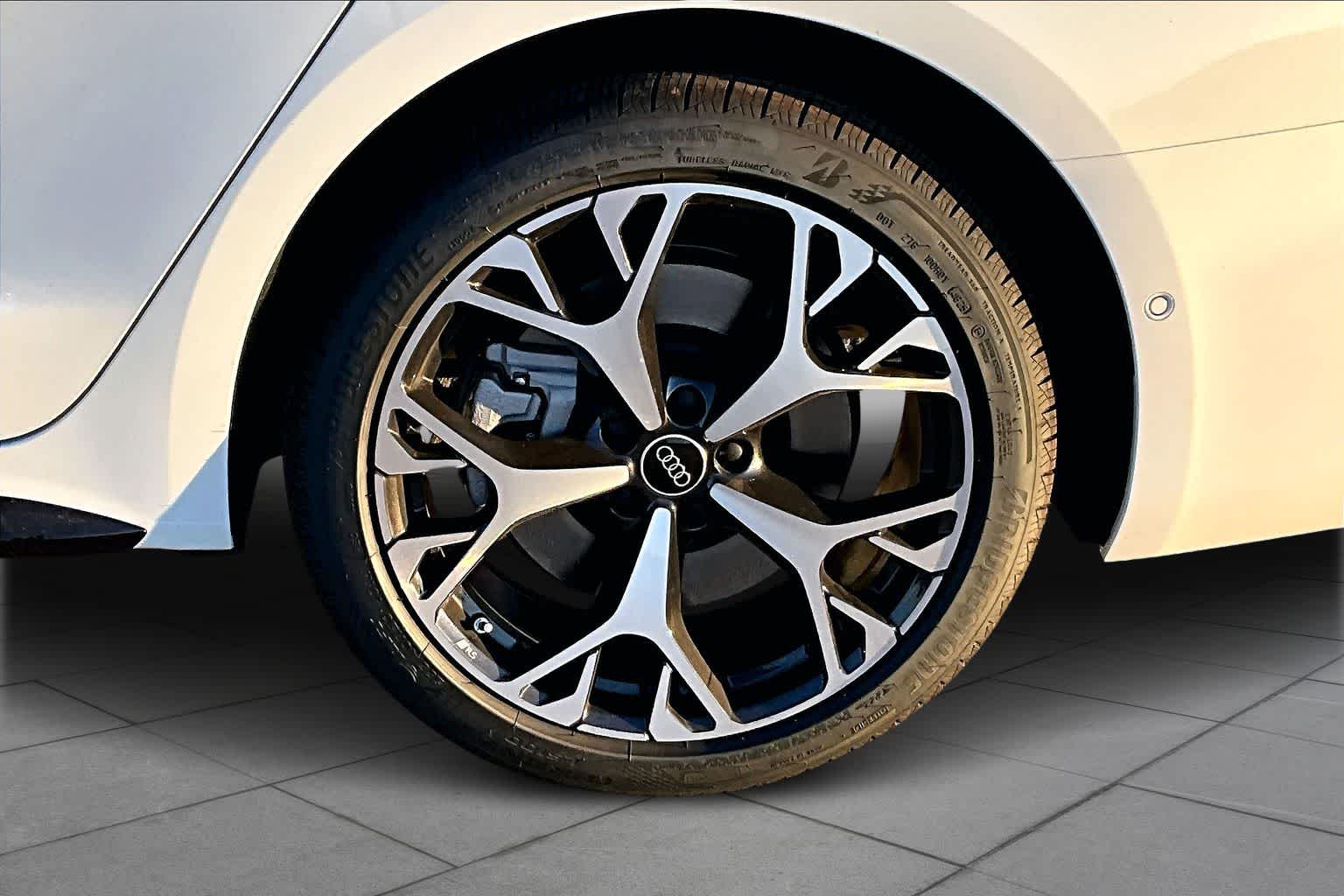 New 2026 Glacier White m Audi Premium Plus image 11
