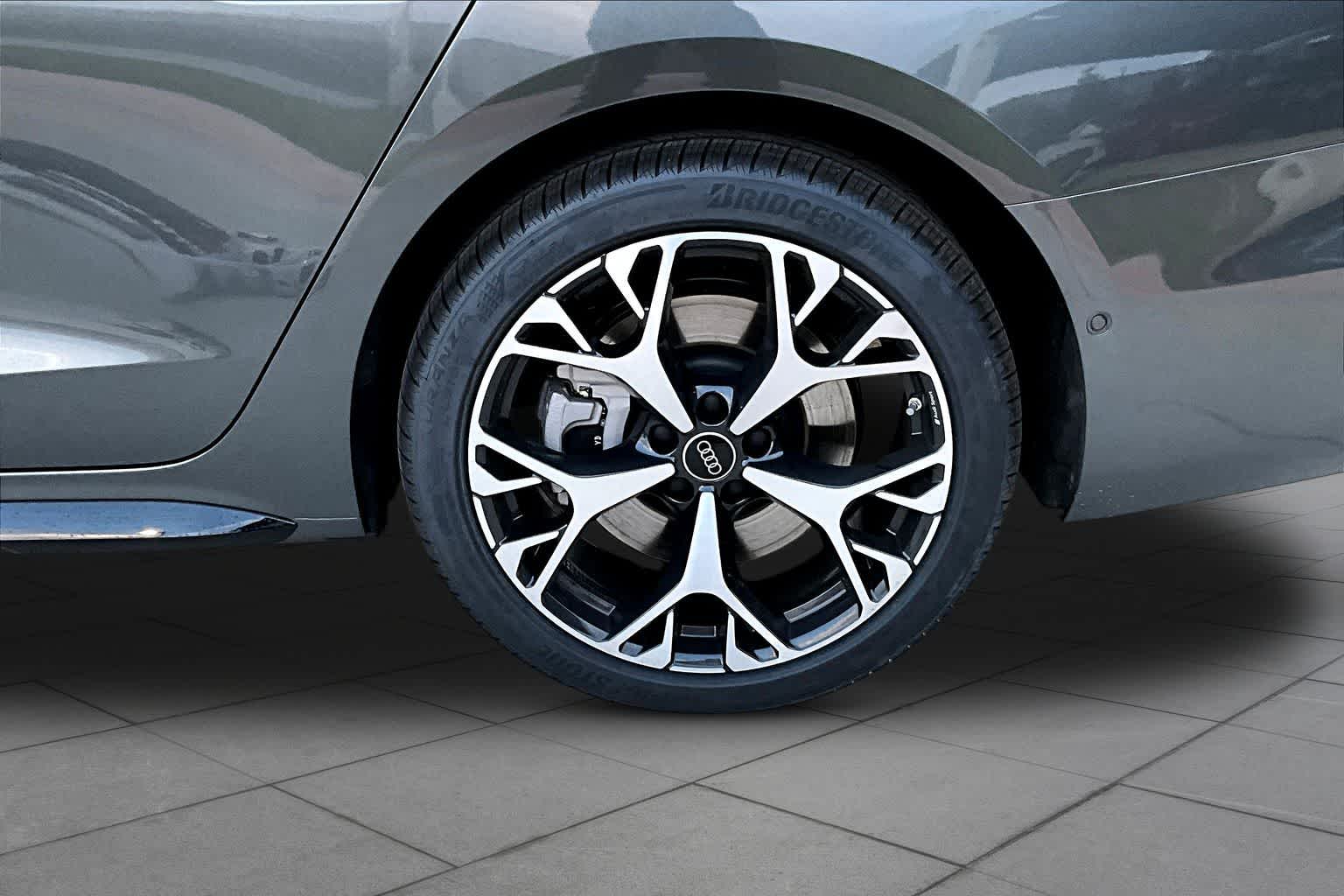 New 2026 Daytona Gray pe Audi Premium Plus image 11