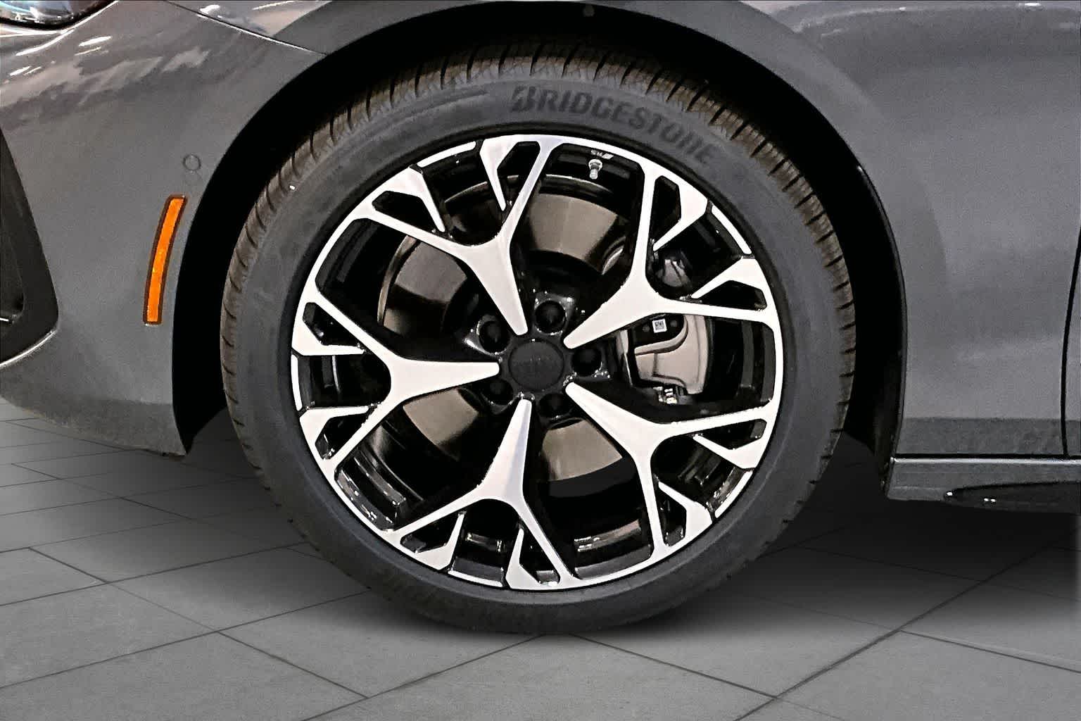 New 2026 Daytona Gray pe Audi Premium Plus image 11