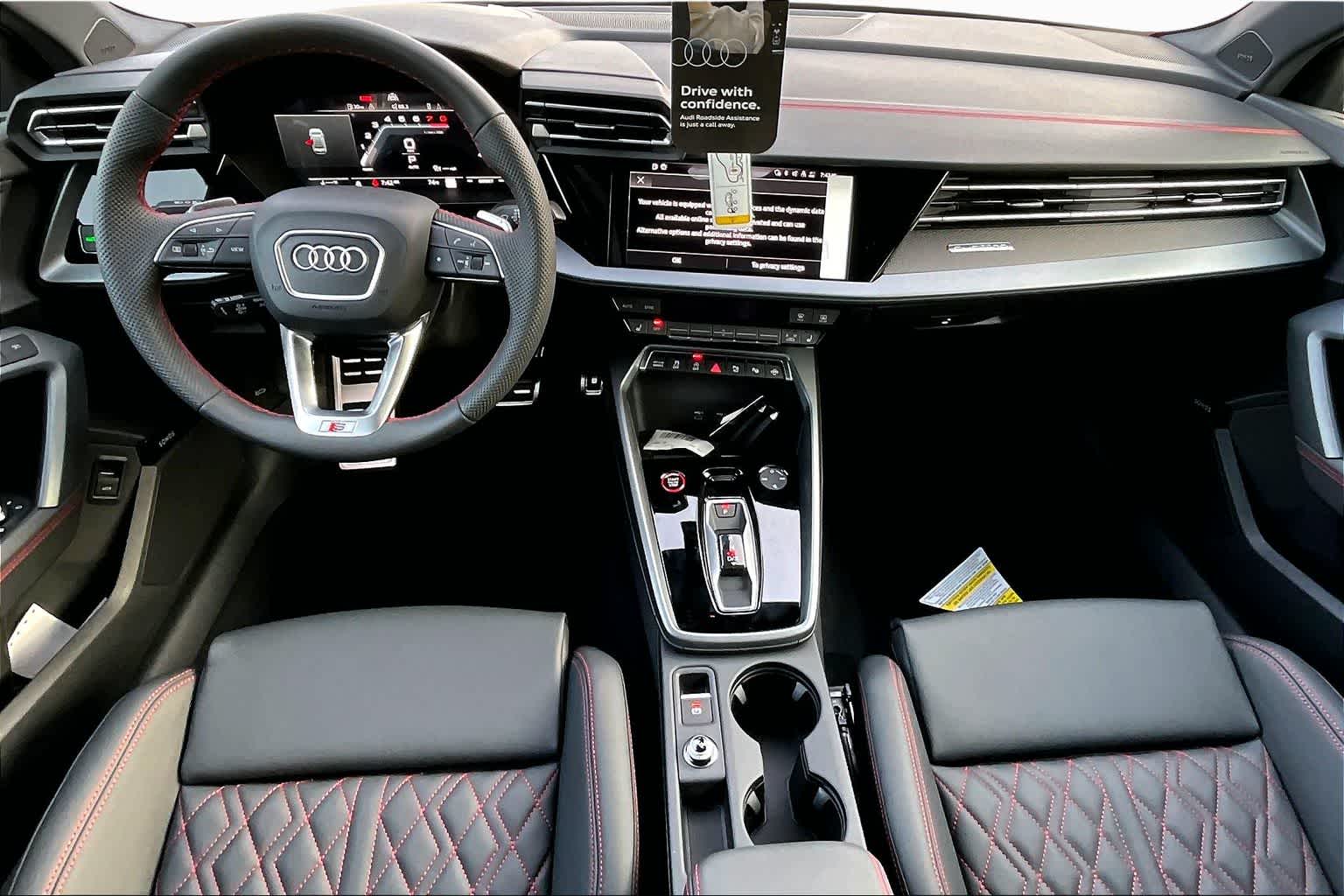 View vehicle photo 5