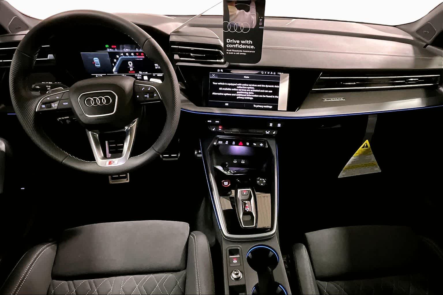 View vehicle photo 5