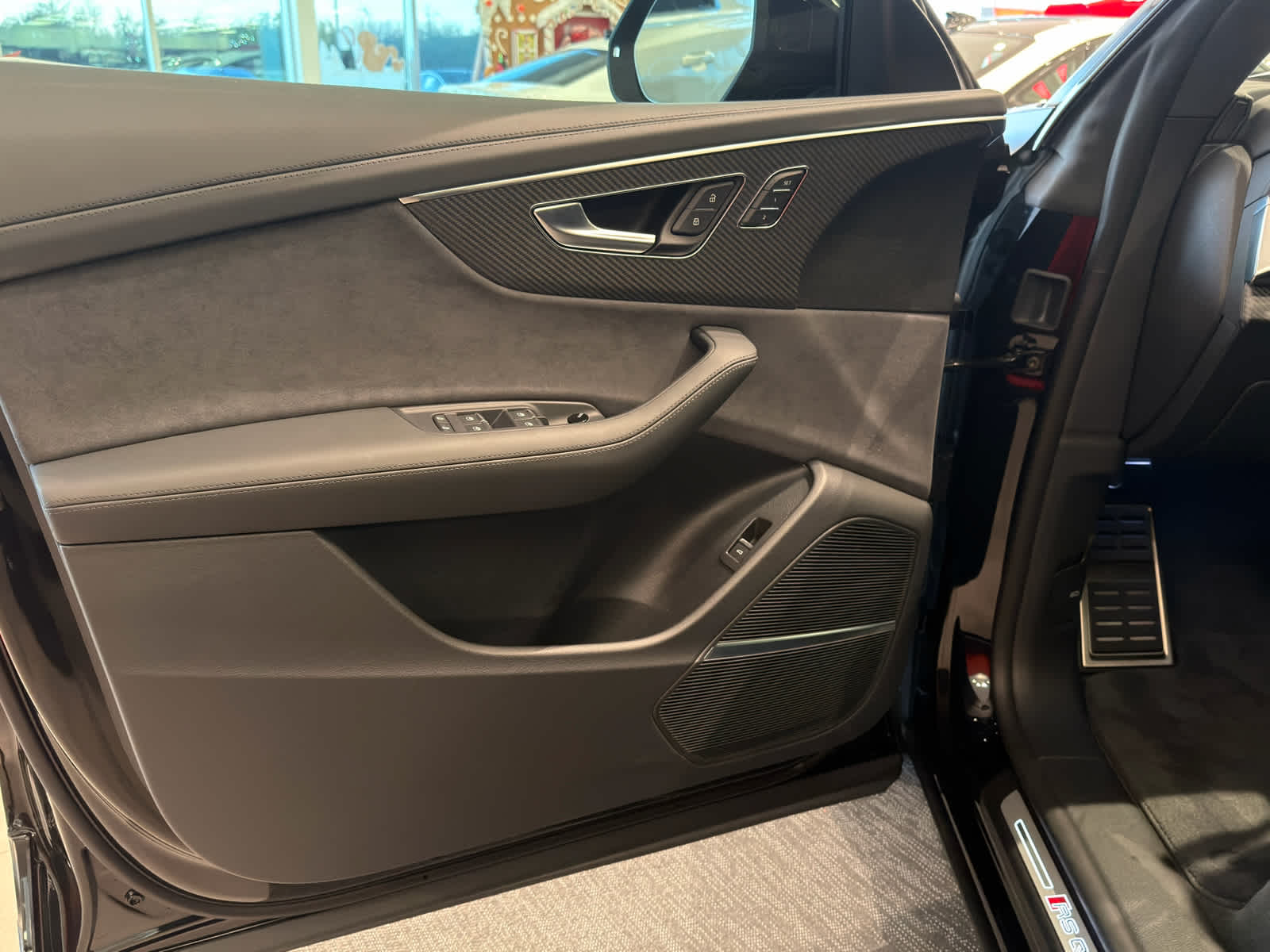 New 2026 Mythos Black me Audi performance image 17