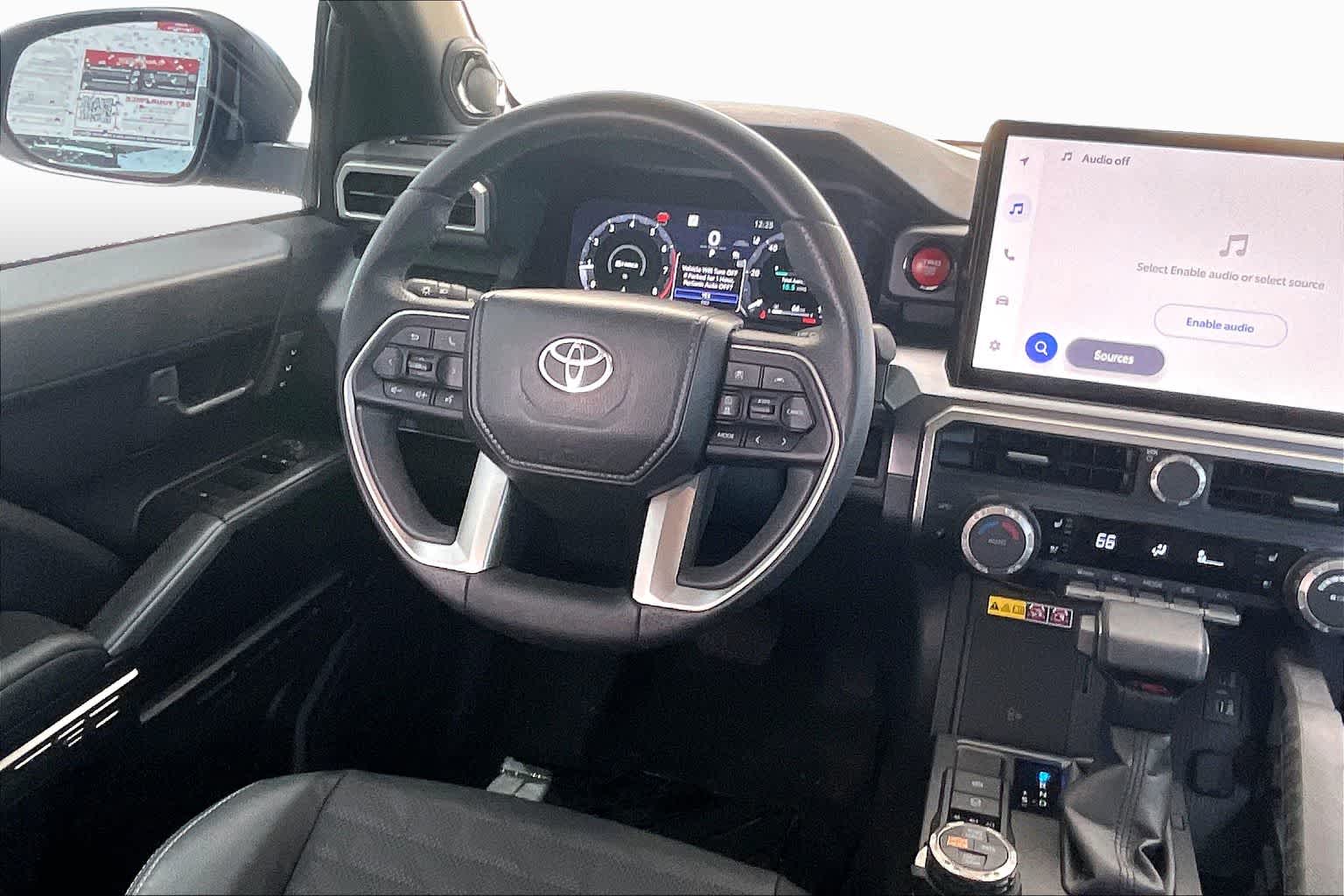 View vehicle photo 6