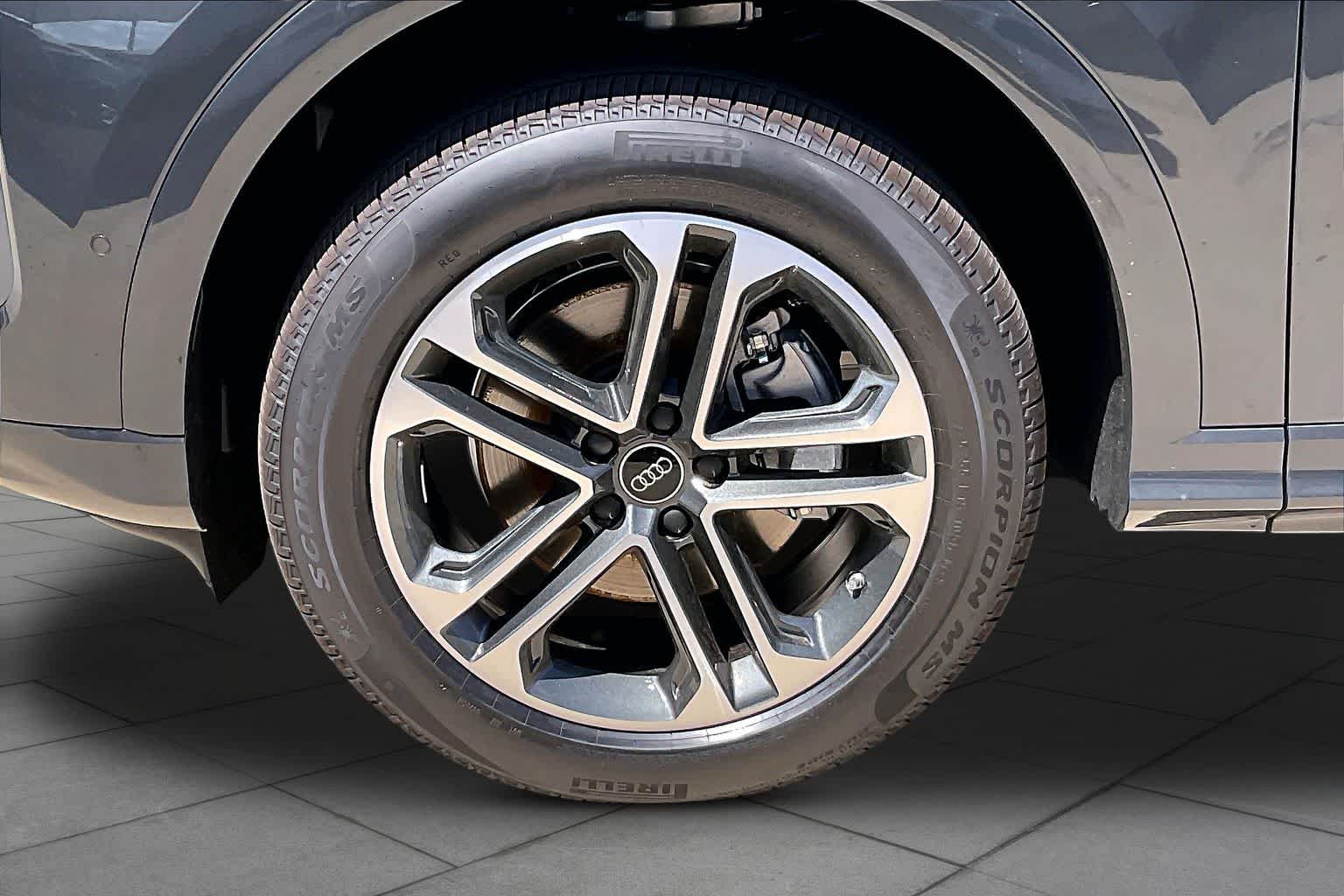 New 2026 Tambora Gray me Audi Premium image 11
