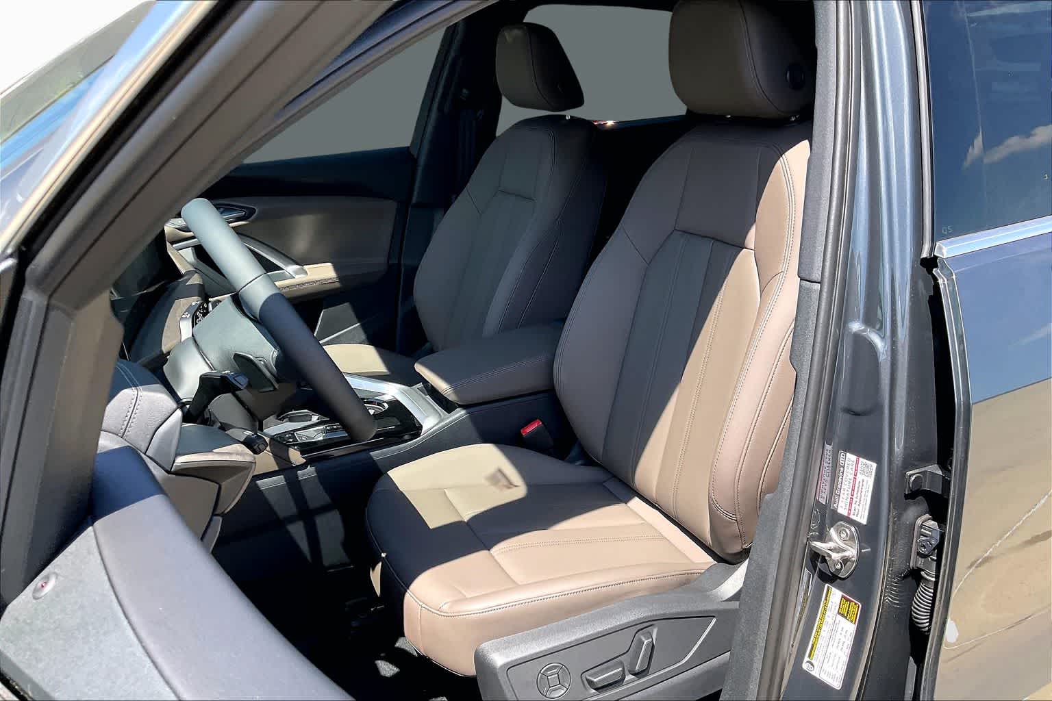 New 2026 Tambora Gray me Audi Premium image 9