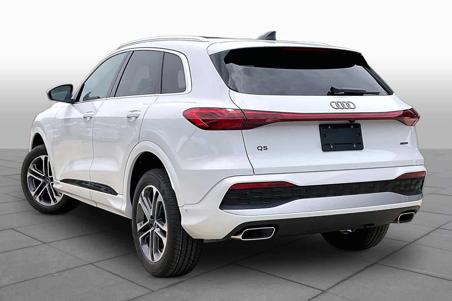 New 2026 Glacier White m Audi Premium Plus image 12
