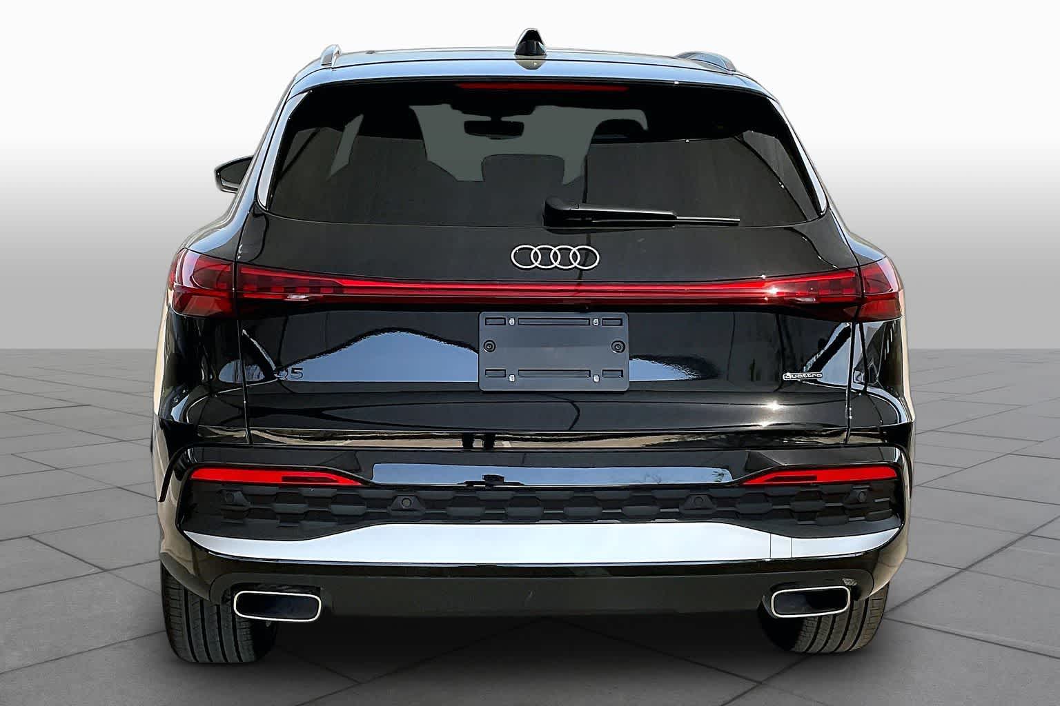 New 2026 Mythos Black me Audi Premium Plus image 4