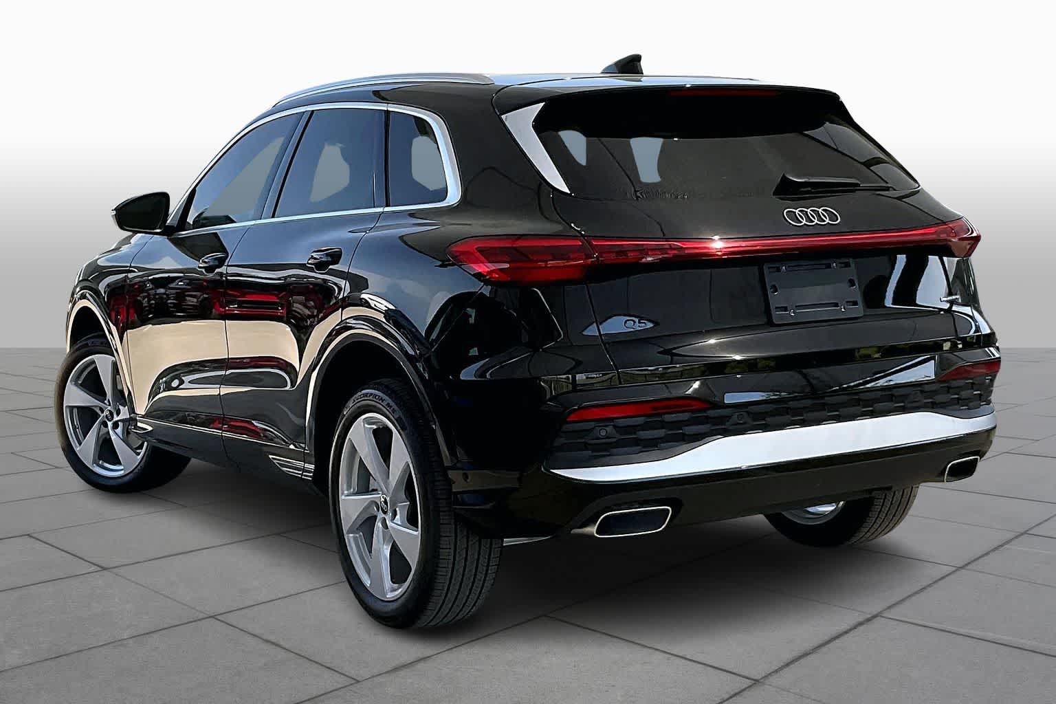 New 2026 Mythos Black me Audi Premium Plus image 12