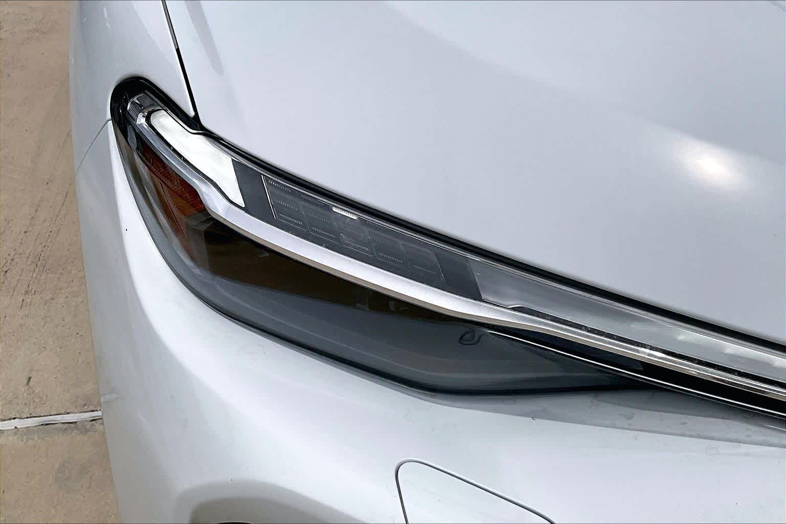 New 2026 Glacier White m Audi Premium Plus image 13