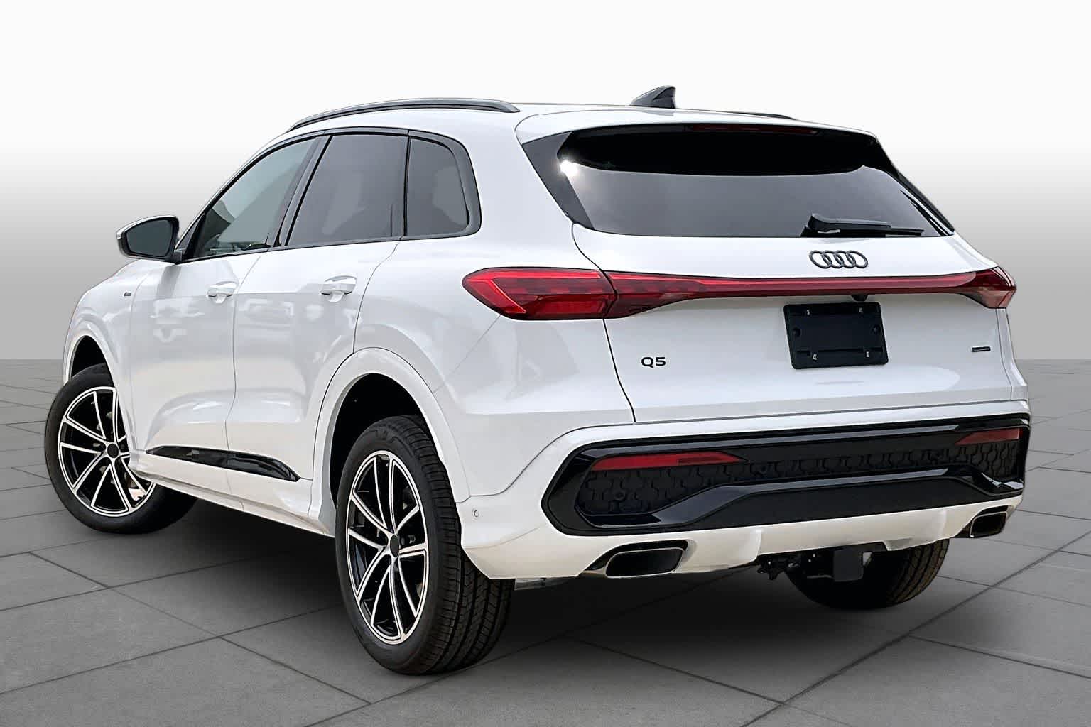 New 2026 Glacier White m Audi Premium Plus image 12
