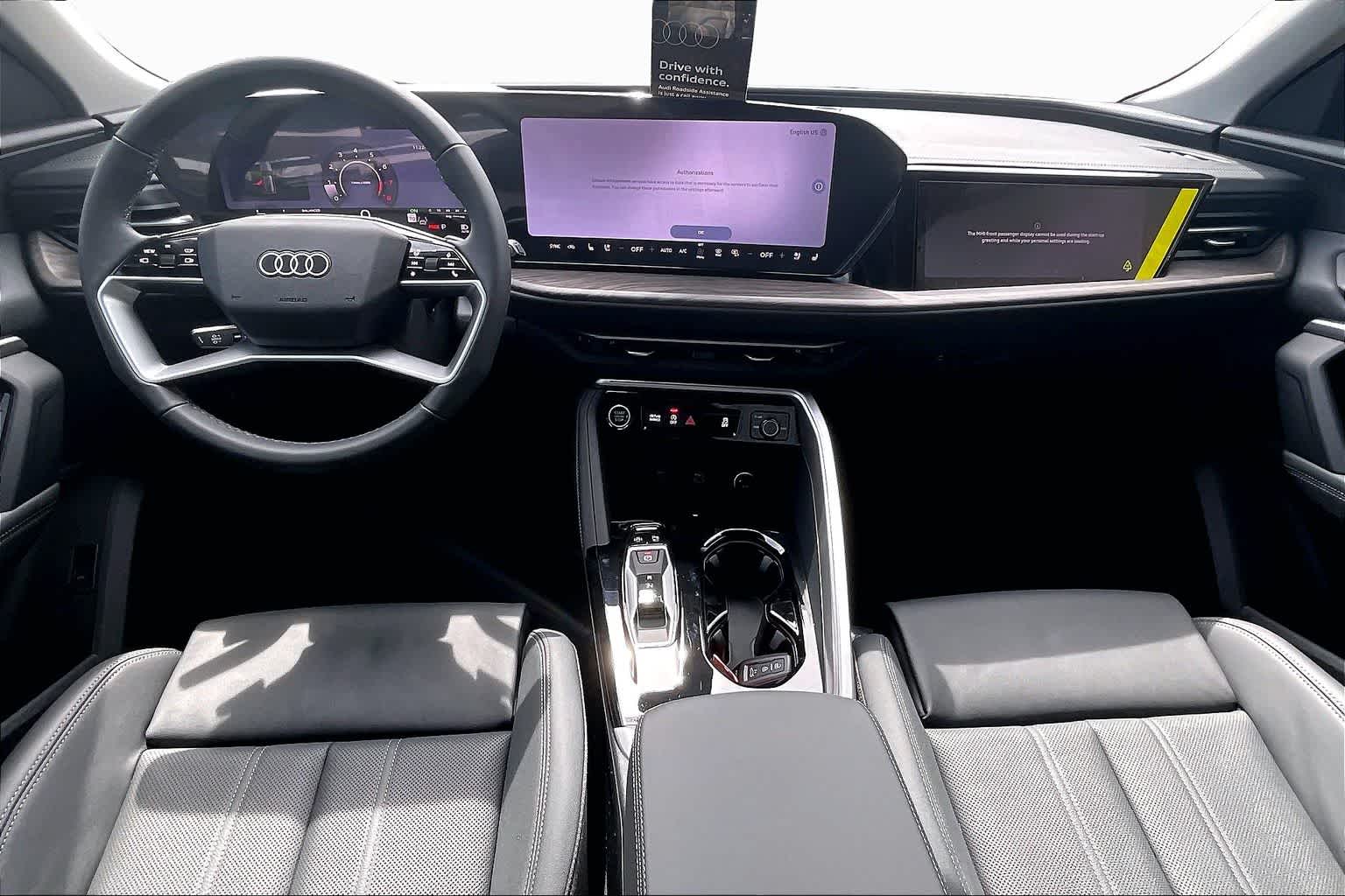 View vehicle photo 5