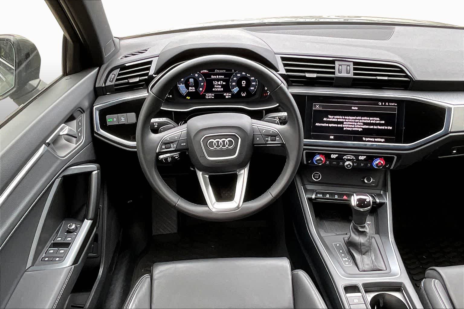 View vehicle photo 6