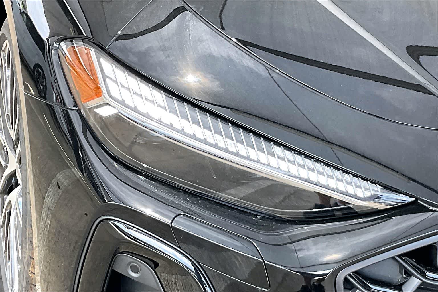 New 2026 Mythos Black me Audi Premium Plus image 13