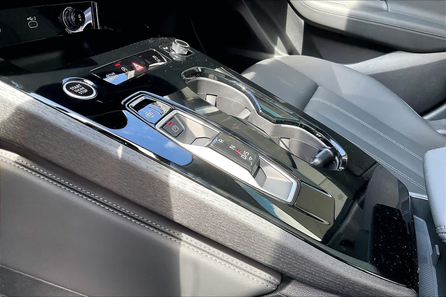 New 2026 Daytona Gray pe Audi Premium Plus image 7
