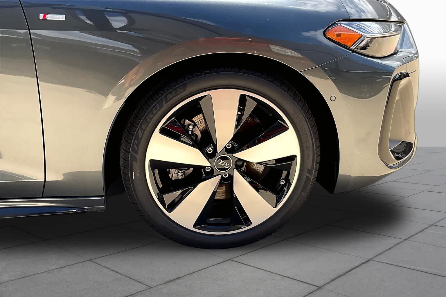 New 2026 Daytona Gray pe Audi Premium Plus image 11