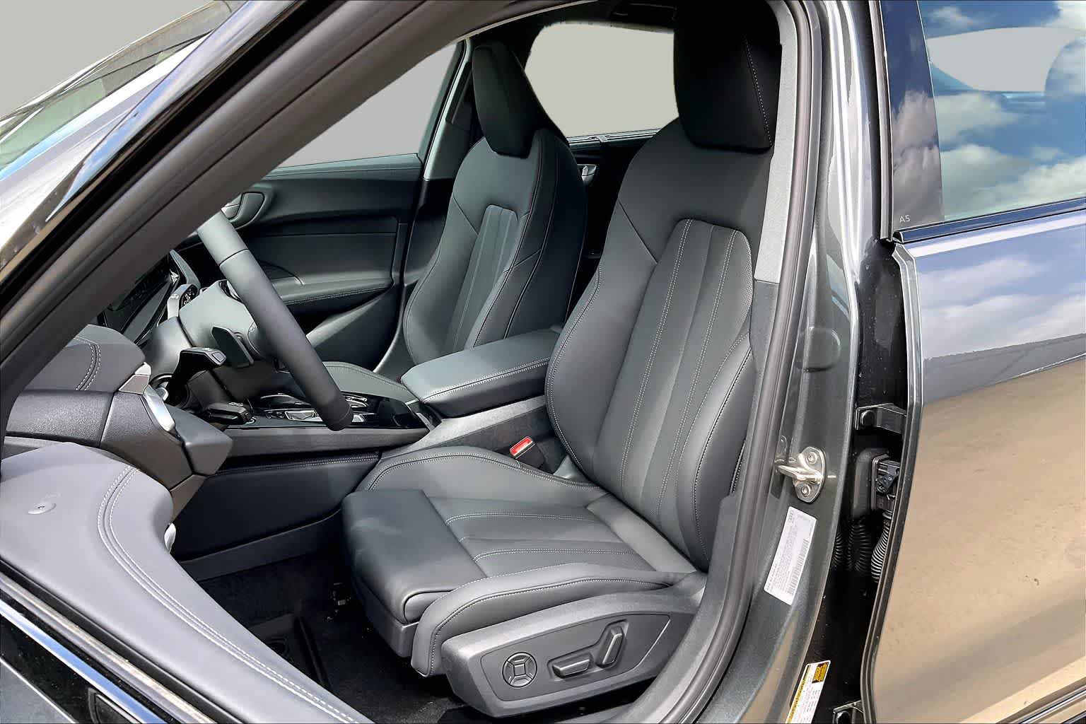 New 2026 Daytona Gray pe Audi Premium Plus image 9