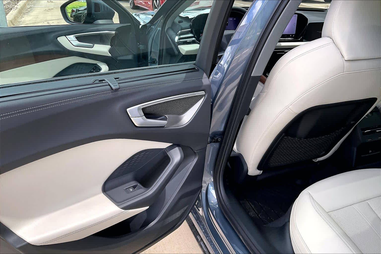 New 2026 Horizon Blue me Audi Premium Plus image 18