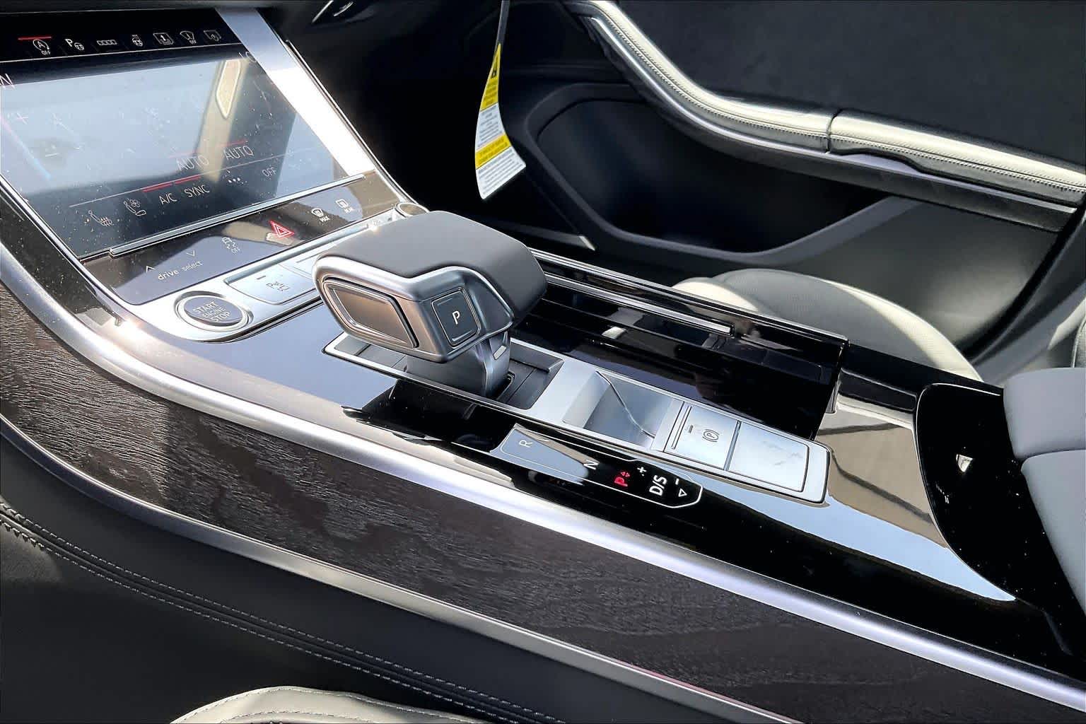 New 2026 Mythos Black me Audi  image 7