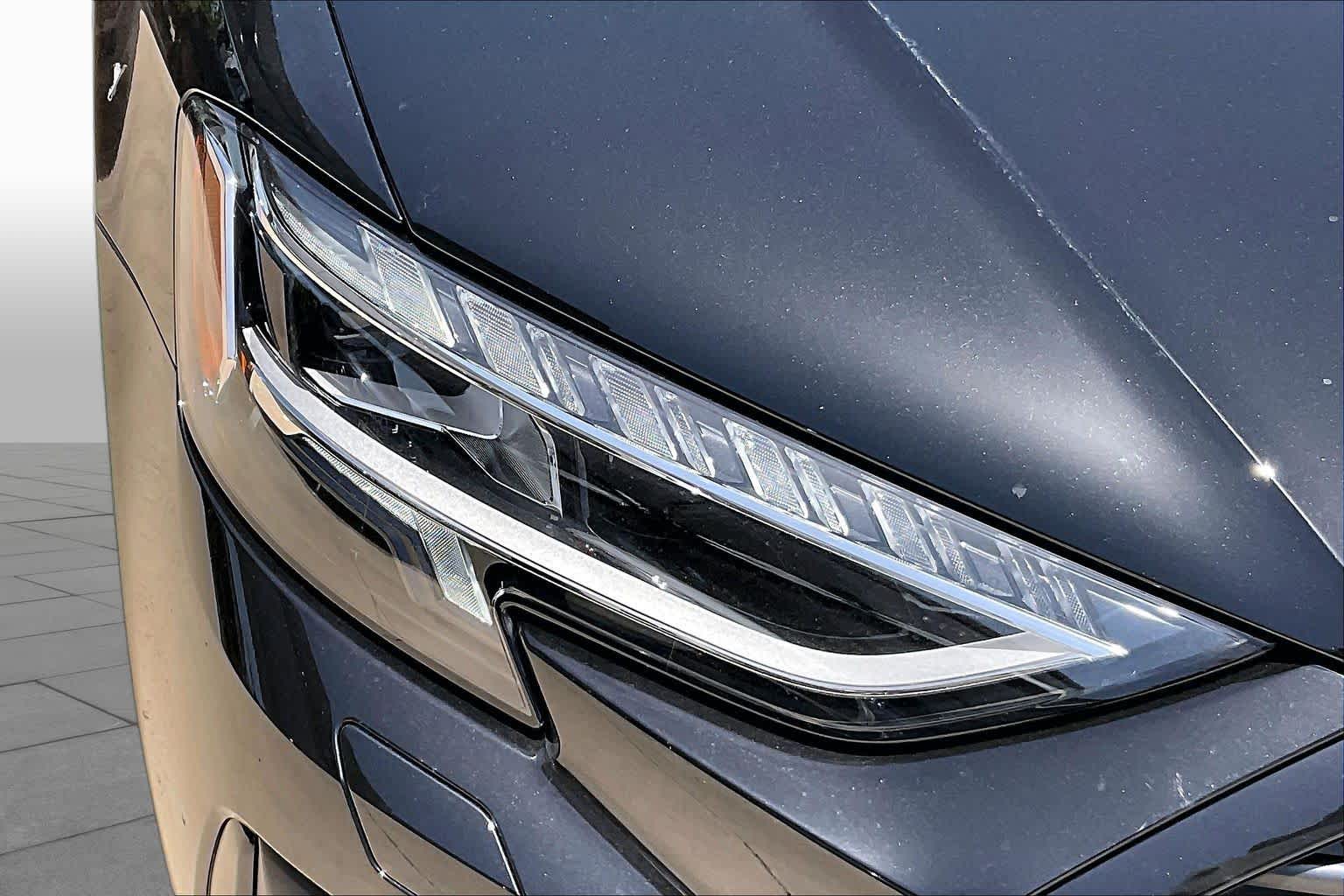 New 2026 Mythos Black me Audi  image 13