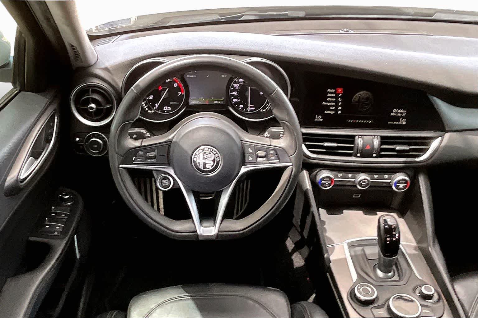 View vehicle photo 5