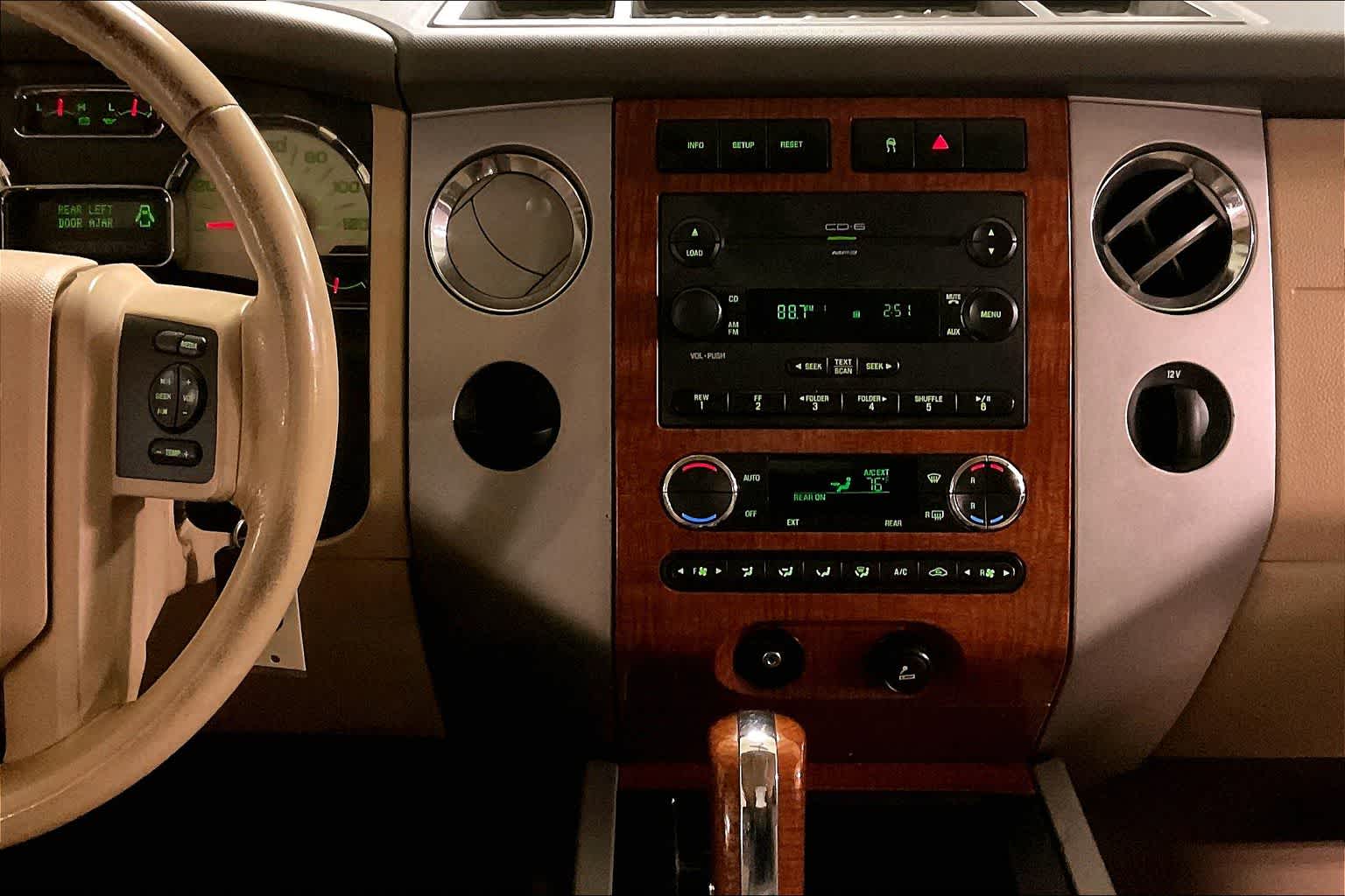 View vehicle photo 6