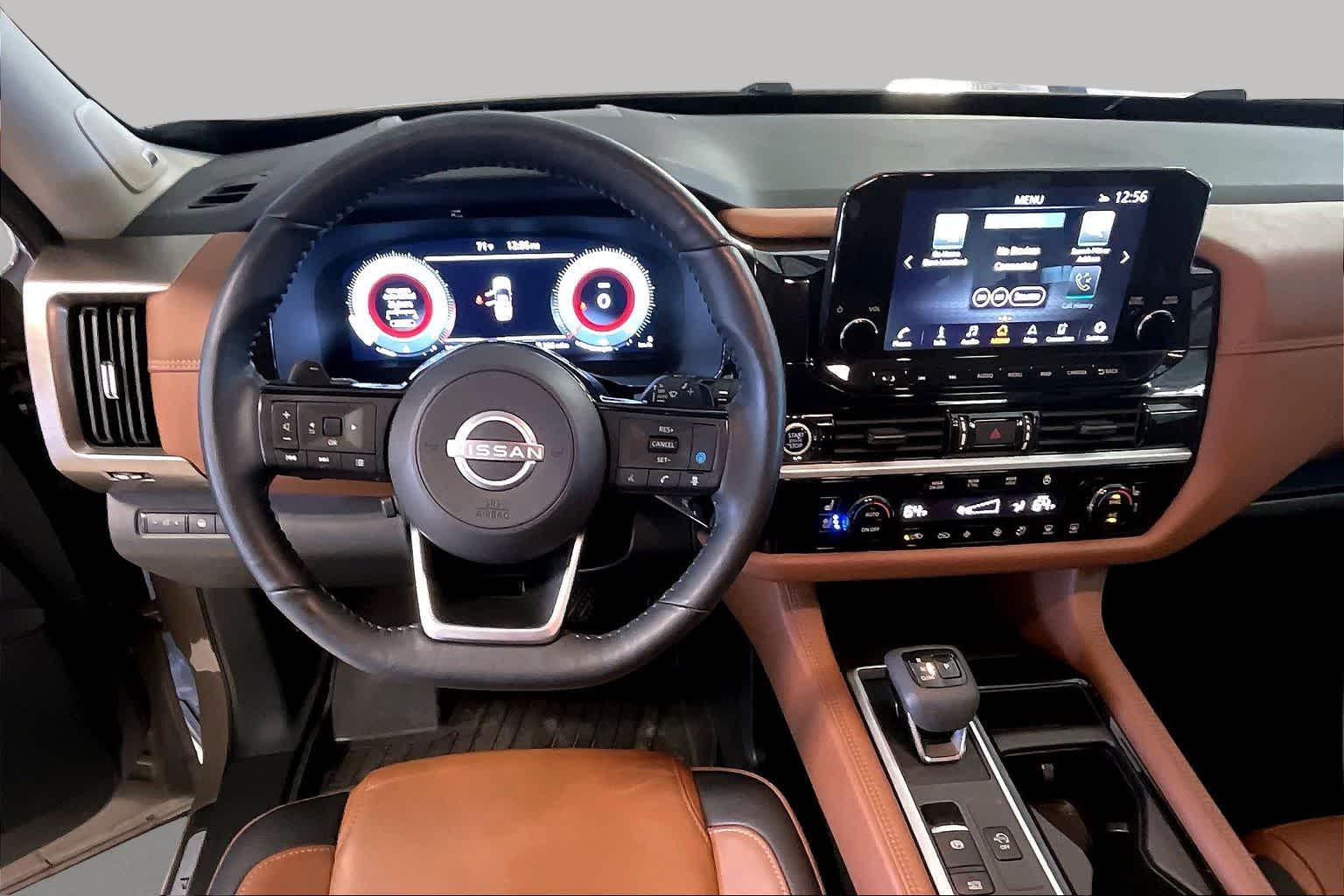 View vehicle photo 5