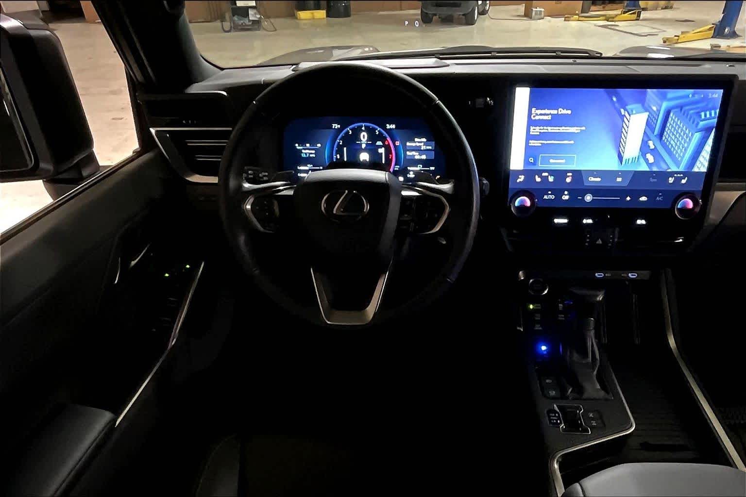 View vehicle photo 5