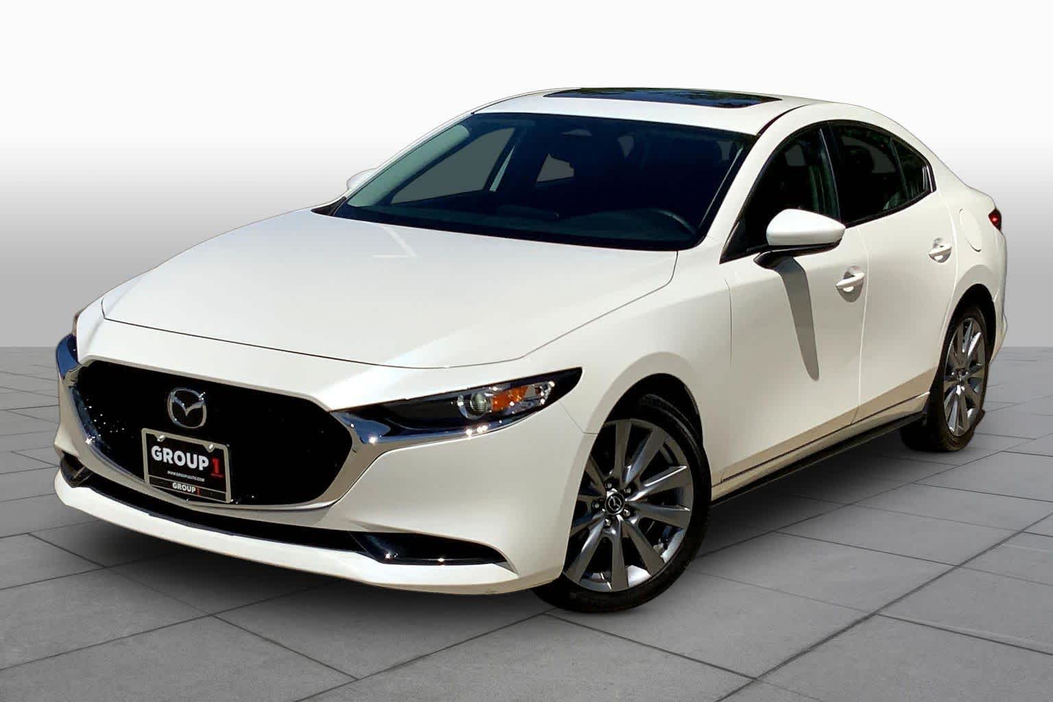 Snowflake White Pearl Mica 2025 Mazda MAZDA3 2.5 S Preferred Sedan FWD Sedan Front-Wheel Drive 6-Speed Automatic