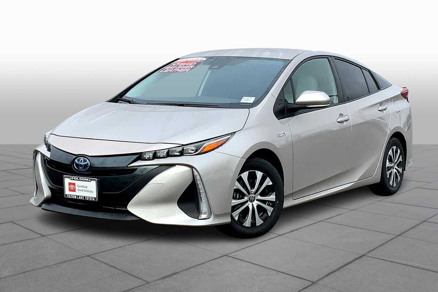 Prius 2021 prime top