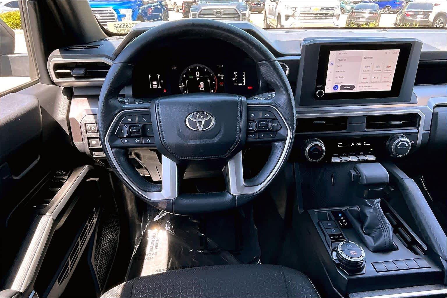 View vehicle photo 5