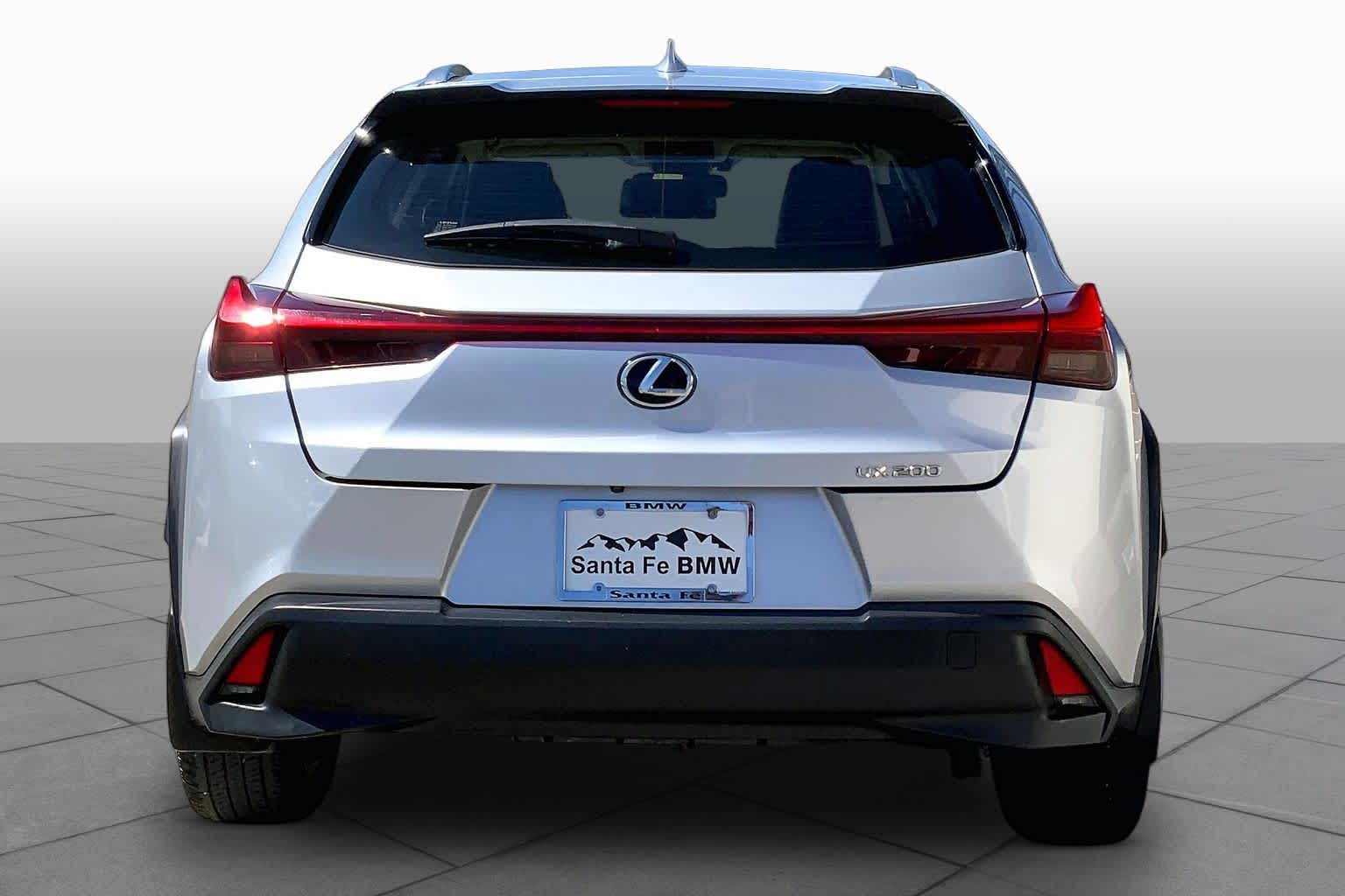 View vehicle photo 5
