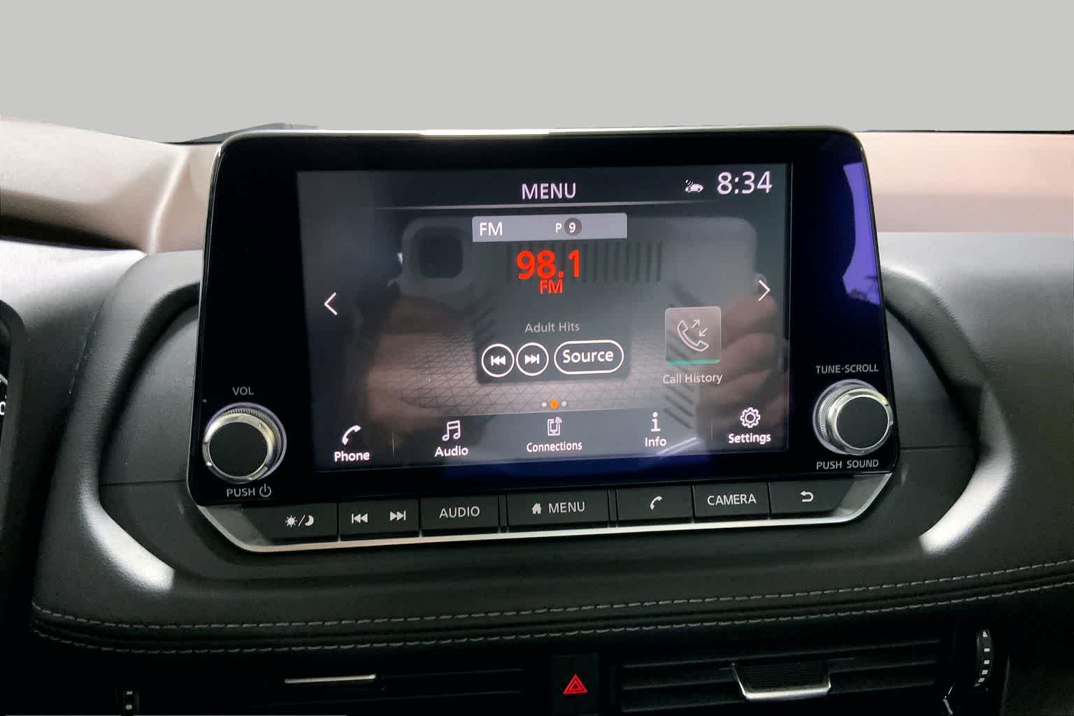 View vehicle photo 6