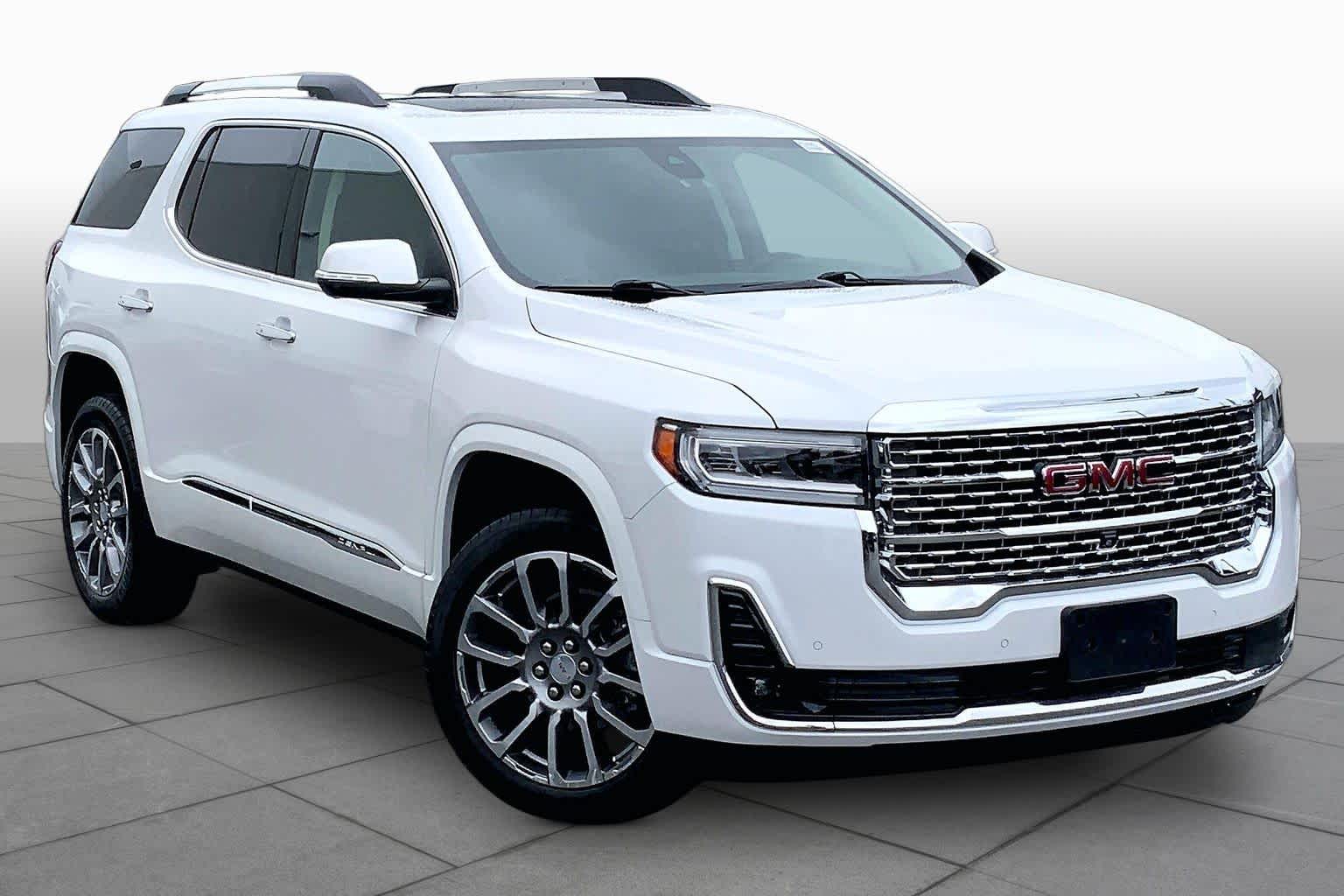Used 2023 WHITE FROST TRICOAT GMC Denali image 3