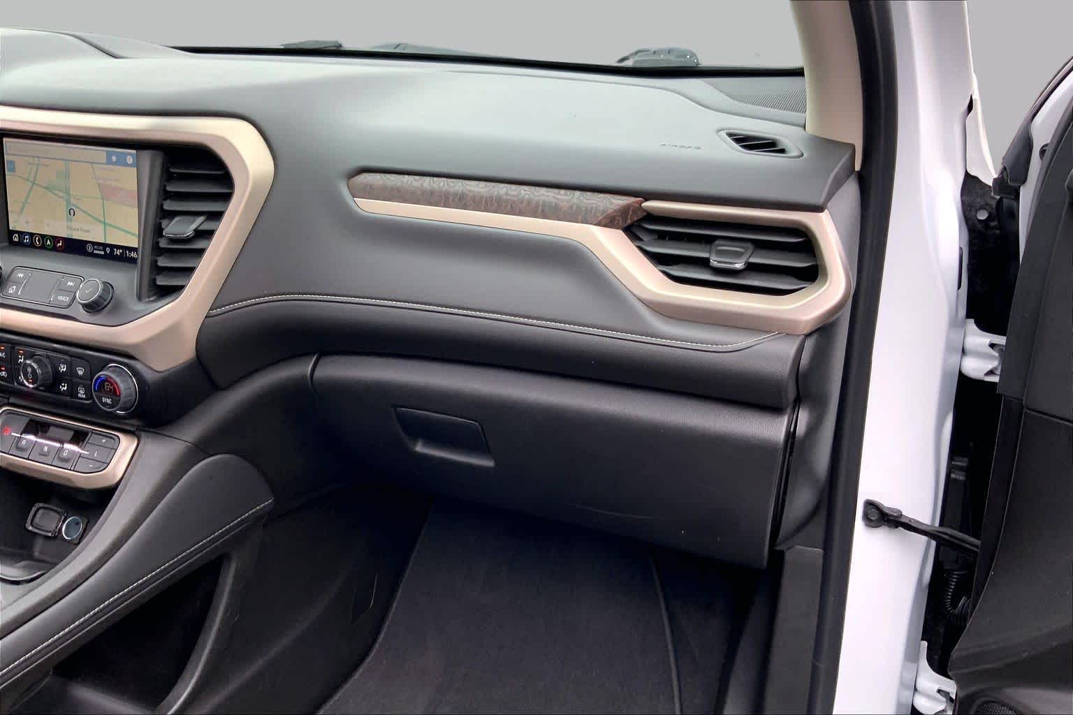 Used 2023 WHITE FROST TRICOAT GMC Denali image 18